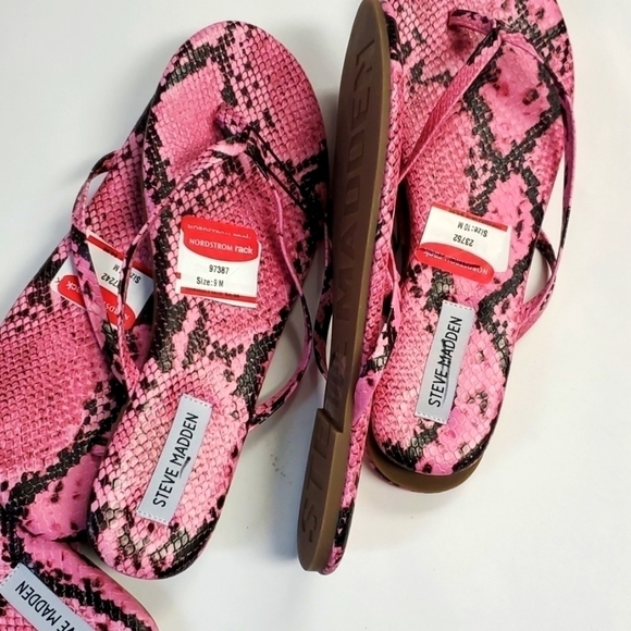 Steve Madden Tay Flip Flop Sandal, Pink Snake, Size Women 7, 8 and 10 NEW - Picture 4 of 4
